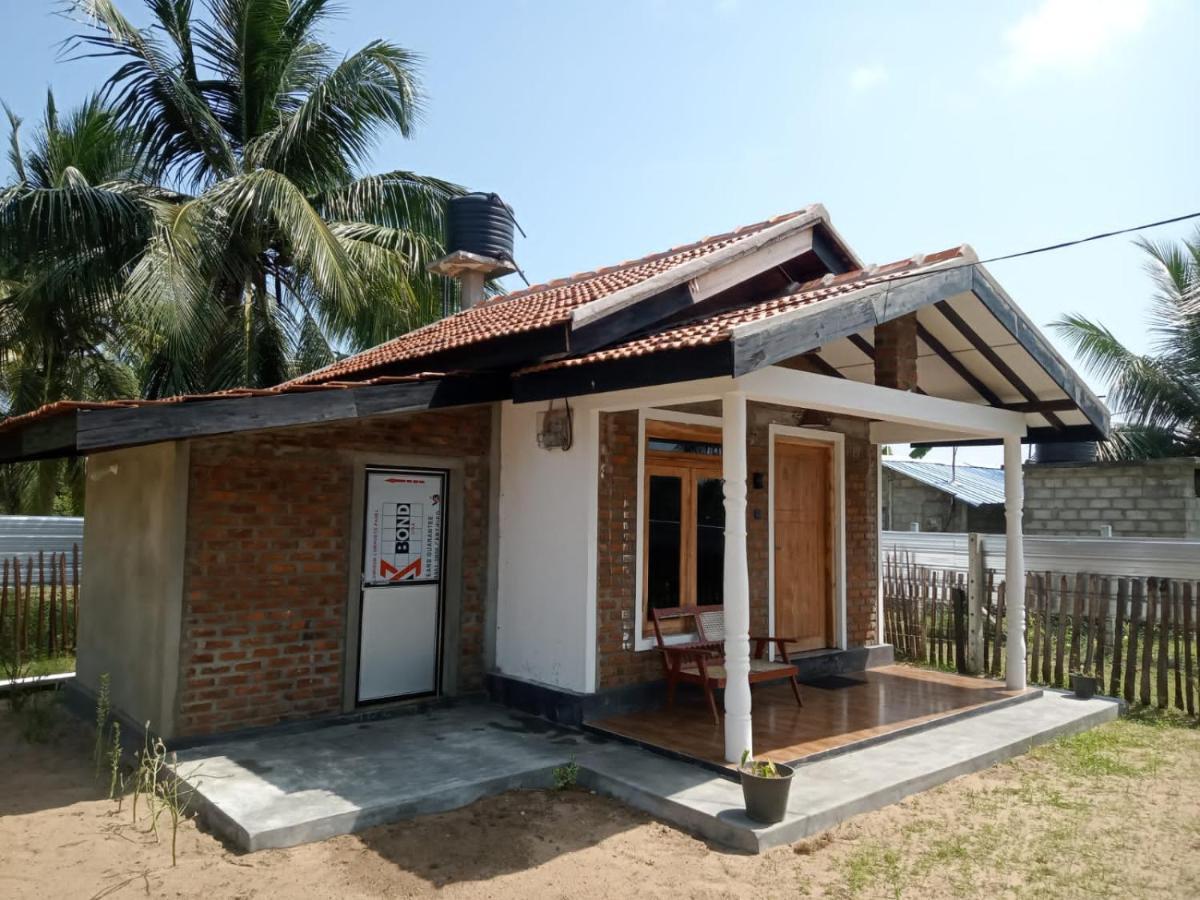 Aiden Homestay Passikudah Exterior photo